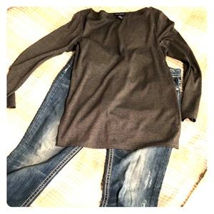 👀 Look here‼️ Lovely Ann Taylor top